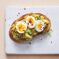 Smashed Avocado and Egg Toast | Recipes | WW USA image