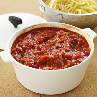 Tomato sauce with ground beef | Recipes | WW USA image