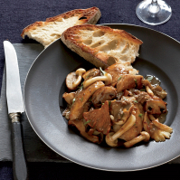 Chicken, Wild Mushroom and Roasted-Garlic Sauté Recipe ... image