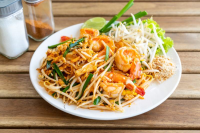 How to Cook Thai Rice Noodles – 4 easy Steps - Food and Meal image