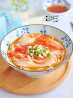 Pouring Tomato Sauce Noodles recipe - Simple Chinese Food image