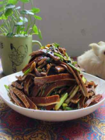 Spicy dried bean curd recipe - Simple Chinese Food image