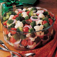 Colorful Vegetable Salad Recipe: How to Make It image