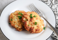 Air Fryer Crab Cakes - Mealthy.com image