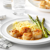 Pan-Fried Scallops with White Wine Reduction Recipe: How ... image