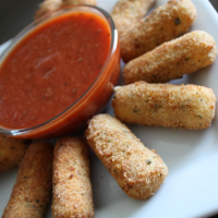 HOW TO MAKE FRIED CHEESE STICKS WITH STRING CHEESE RECIPES
