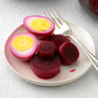 PICKLED EGGS WITH BEETS AND VINEGAR RECIPES