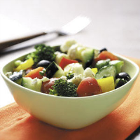 Picnic Vegetable Salad Recipe: How to Make It image