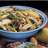 Walnut Pear Salad Recipe: How to Make It image