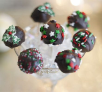 Christmas brownie lollipops recipe | BBC Good Food image