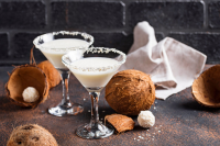 16 Coconut Cocktail Recipes – The Kitchen Community image
