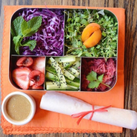 17 Easy Vegetarian Bento Box Lunch Recipes Anyone Can Make ... image