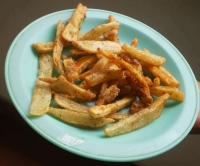 Homemade potato fries/ french fries recipe - Recipe Petitchef image