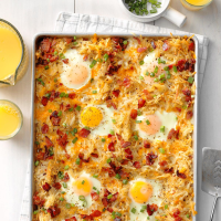 Sheet-Pan Eggs and Bacon Breakfast Recipe: How to Make It image