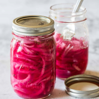 Mexican Pickled Onions. Ready in 10 minutes! - Maricruz ... image