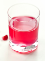 Pomegranate Vodka | RICARDO image