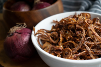 Easy Crispy Fried Onions Recipe - The Golden Lamb image
