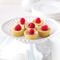 Raspberry Sugar Cream Tarts Recipe: How to Make It image
