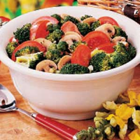 Broccoli Tomato Salad Recipe: How to Make It image