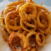 HOW TO MAKE HOMEMADE ONION RINGS WITHOUT BAKING POWDER RECIPES