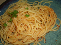 Olive Oil, Garlic, and Crushed Red Pepper Pasta Sauce ... image