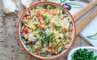 250-Calorie Chicken Cauliflower Fried “Rice” | Recipes ... image