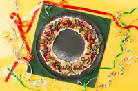 Fruit Pizza Christmas Wreath | Better Homes & Gardens image