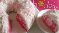 Pink Camouflage Cake Recipe - QueRicaVida.com image