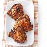 Crispy Garlic-Broiled Chicken Thighs Recipe: How to Make It image