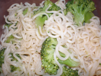 Broccoli & Ramen Noodles Recipe - Food.com image
