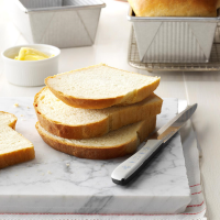 Home-Style Yeast Bread Recipe: How to Make It image