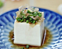 Hiyayakko (Japanese Cold Tofu) Recipe | SideChef image
