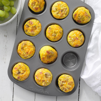 SCRAMBLED EGGS AND BACON IN MUFFIN TIN RECIPES