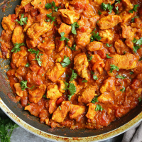Easy Chicken Curry Recipe - Food Fanatic image