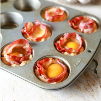 19 Make-Ahead Breakfast Recipes You Can Make in a Muffin Pan image