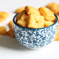 Homemade Cheez-It Crackers Recipe - Food Fanatic image