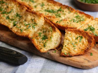 The Best Garlic Bread Recipe | Food Network Kitchen | Food ... image
