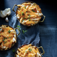 Roasted Garlic Mac and Cheese Recipe | MyRecipes image