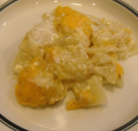 Creamy Scalloped Potatoes Recipe - Food.com image