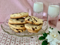 Cacao Nibs Chocolate Chip Cookies | Whisk & Dine image