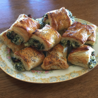Spinach Rolls with Puff Pastry Recipe | Allrecipes image