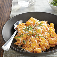 Pasta with Roasted Red Pepper and Cream Sauce Recipe ... image