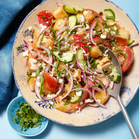 Chicken Panzanella Salad | Rachael Ray In Season image