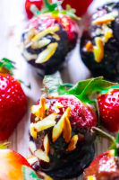 Chocolate And Nuts Covered Strawberries - RecipeMagik image