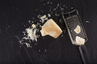 7 Best Cheese Graters for Hard Cheese - I Really Like Food! image