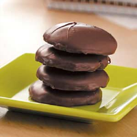 Contest-Winning Chocolate Mint Wafers Recipe: How to Make It image