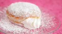 White Cream Filling For Donuts Recipe - Cake Decorist image