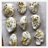 Pistachio Meringue Cookies – Craig To Table image