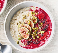 Healthy porridge recipes | BBC Good Food image