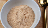 Homemade Toasted Rice Powder Recipe - Amazing Thai Seasoning image
